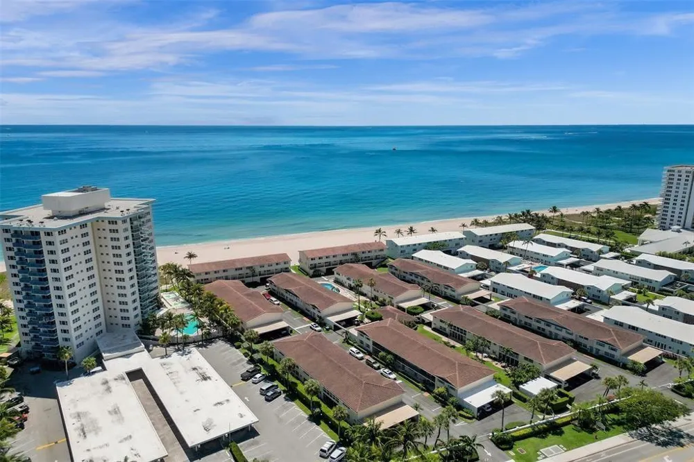 5450 Ocean Boulevard #6A Lauderdale By The Sea, FL 33308