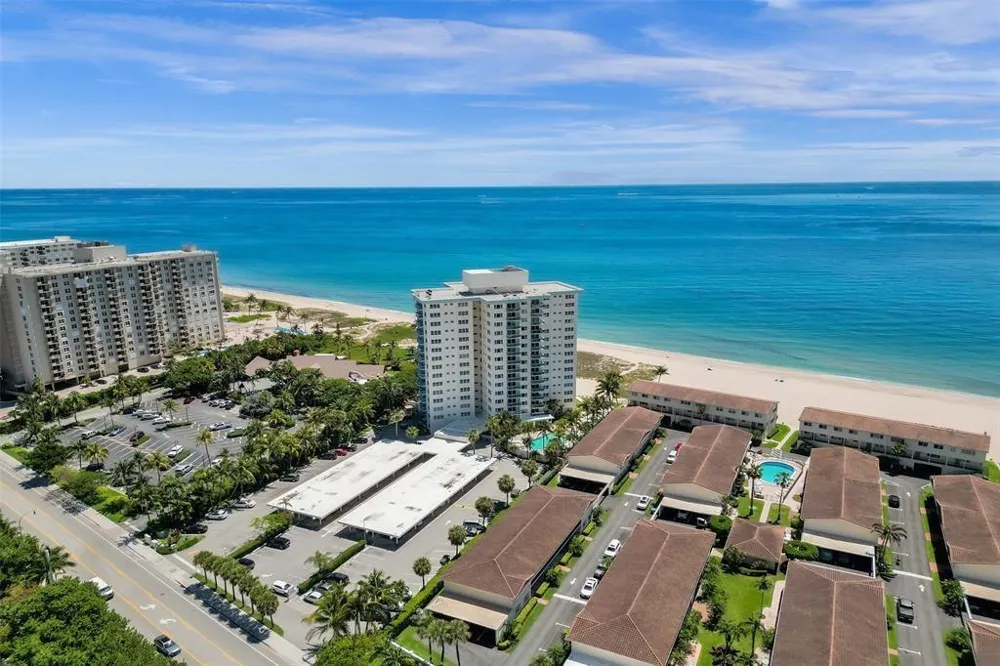 5450 Ocean Boulevard #6A Lauderdale By The Sea, FL 33308