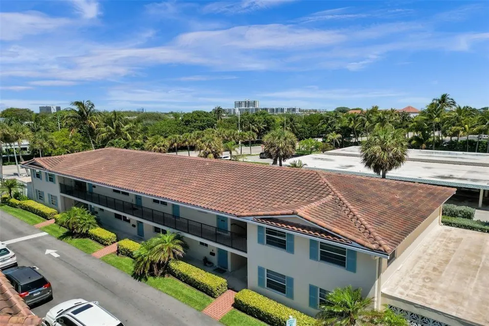 5450 Ocean Boulevard #6A Lauderdale By The Sea, FL 33308