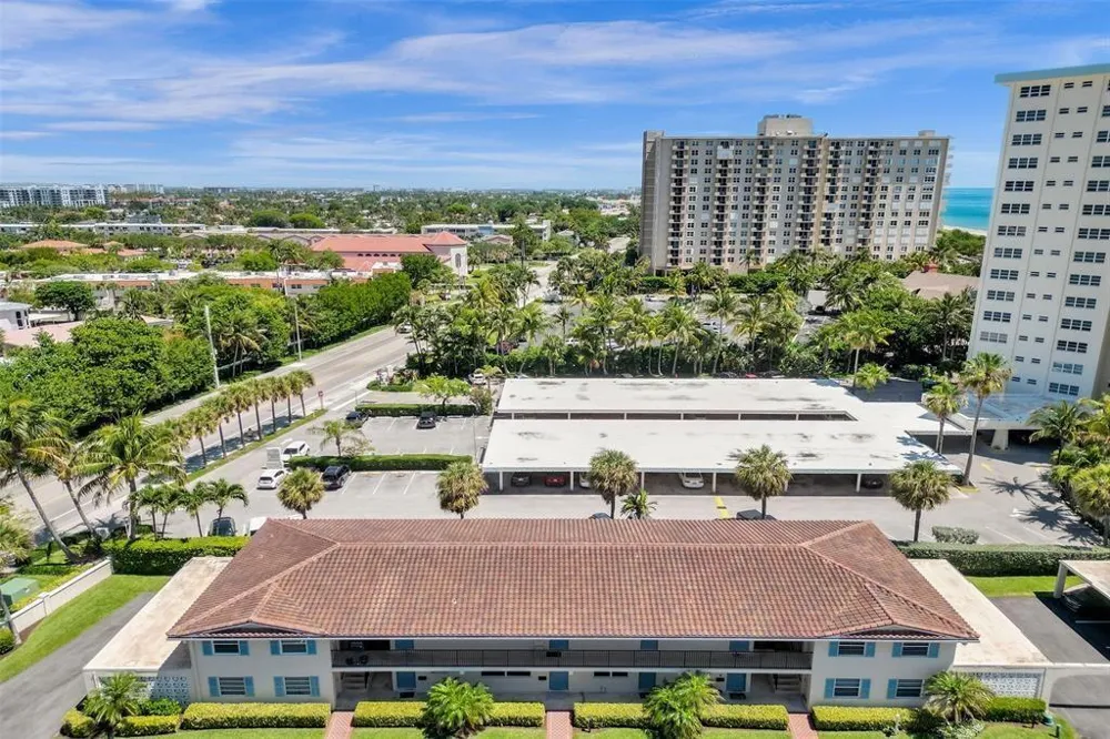 5450 Ocean Boulevard #6A Lauderdale By The Sea, FL 33308