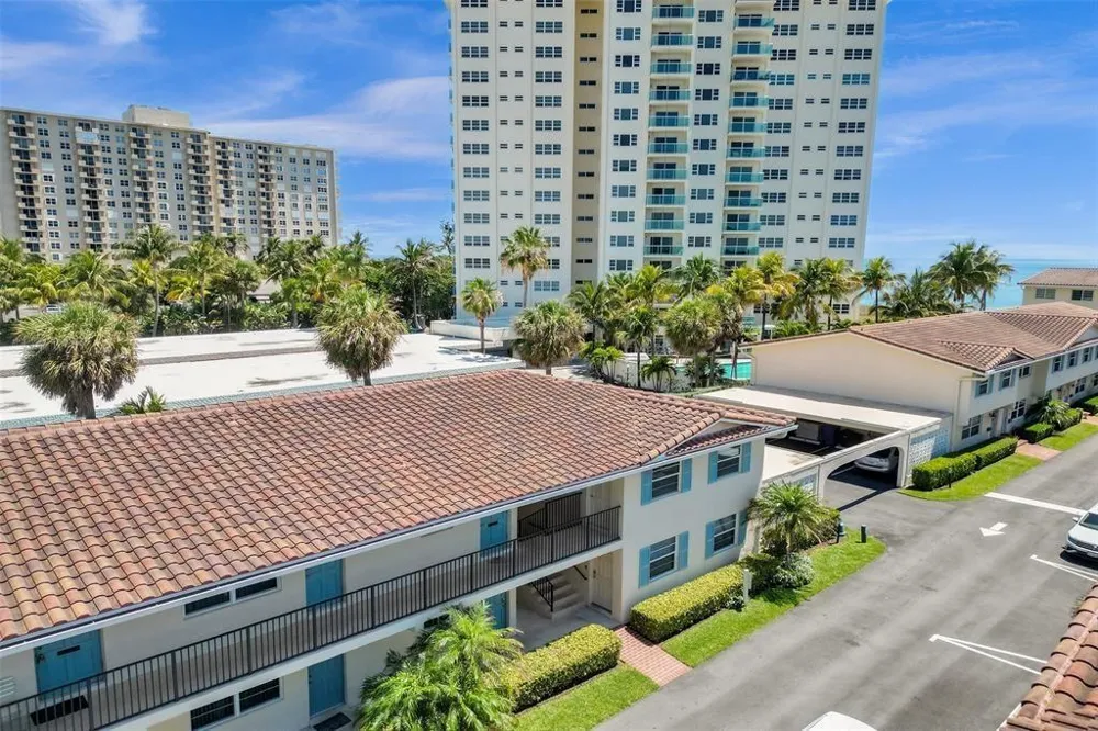 5450 Ocean Boulevard #6A Lauderdale By The Sea, FL 33308