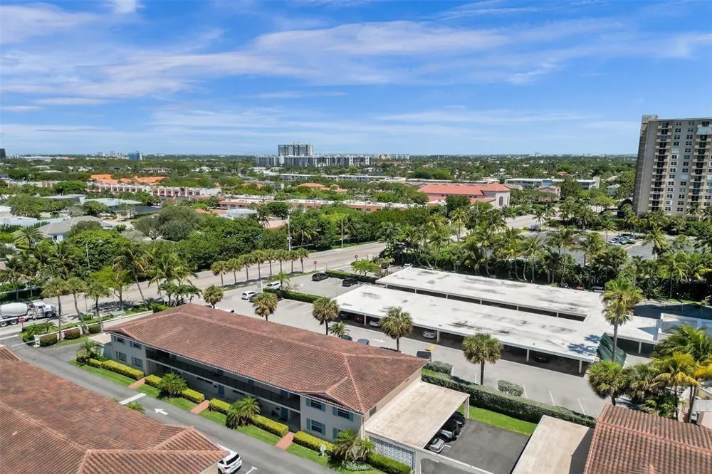 5450 Ocean Boulevard #6A Lauderdale By The Sea, FL 33308