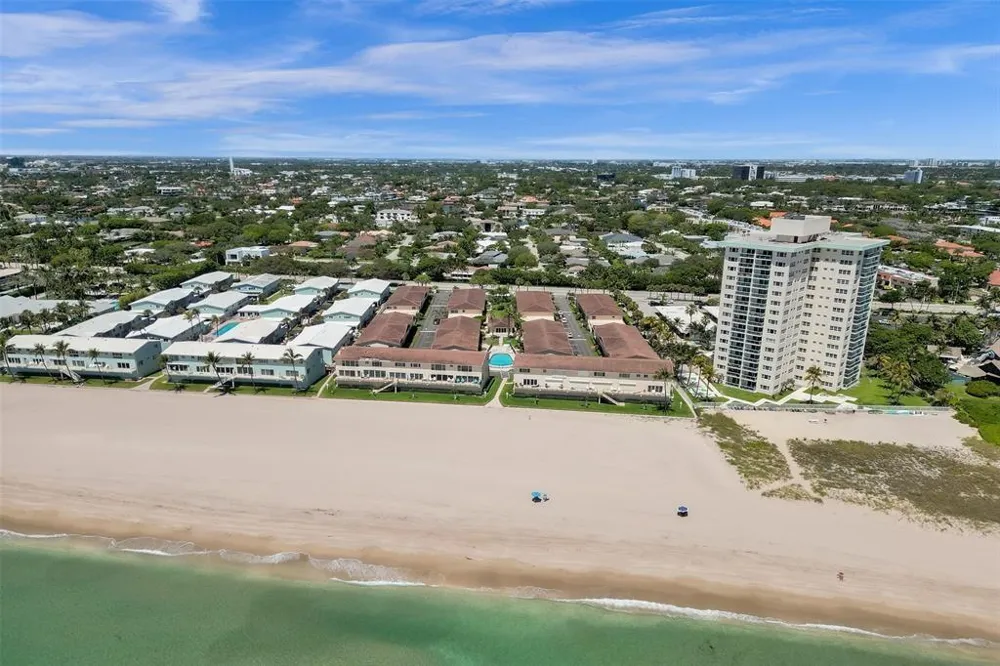 5450 Ocean Boulevard #6A Lauderdale By The Sea, FL 33308