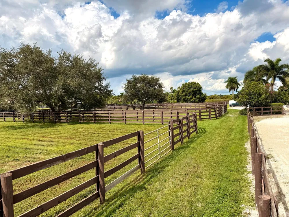 13060 52nd Place S Wellington, FL 33449