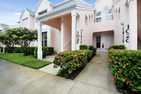 101 Muirfield Court #101-f