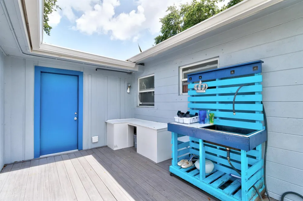 775 SW 4th Pl Place SW Vero Beach, FL 32962