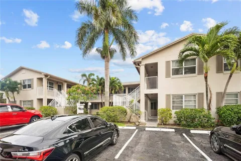 2130 NE 42nd Court #4