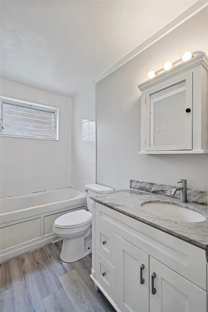 2130 NE 42nd Court #4 Lighthouse Point, FL 33064