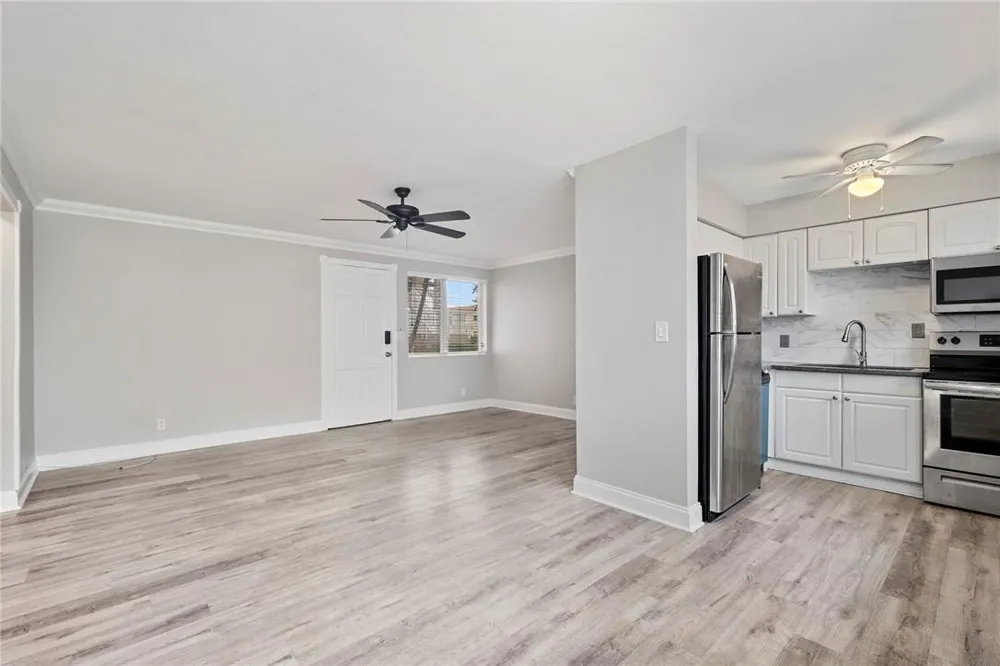 2130 NE 42nd Court #4 Lighthouse Point, FL 33064