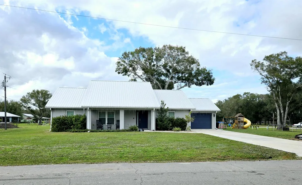 603 NW 11th Avenue Okeechobee, FL 34972