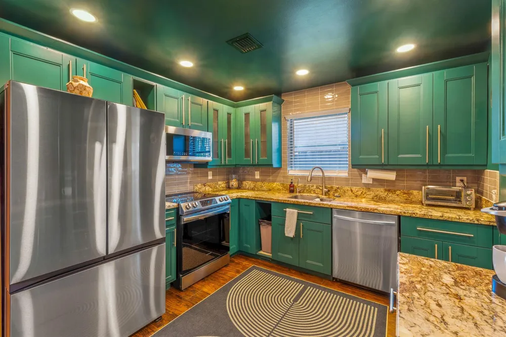 2816 NE 9th Terrace Wilton Manors, FL 33334