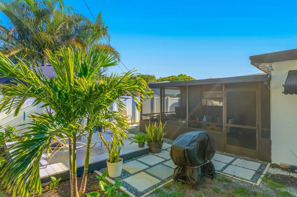 2816 NE 9th Terrace Wilton Manors, FL 33334