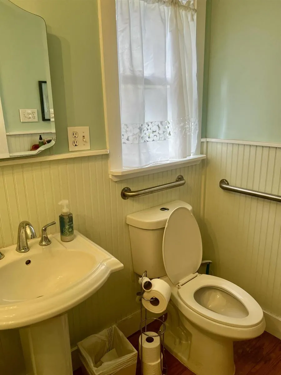 208 Avenue E Fort Pierce, FL 34950