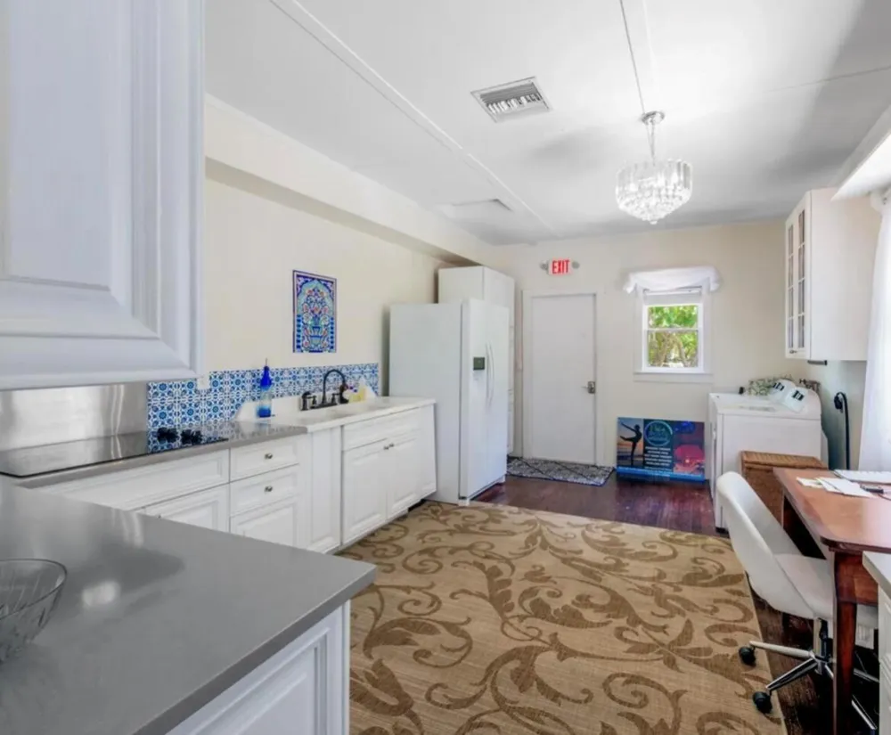 208 Avenue E Fort Pierce, FL 34950