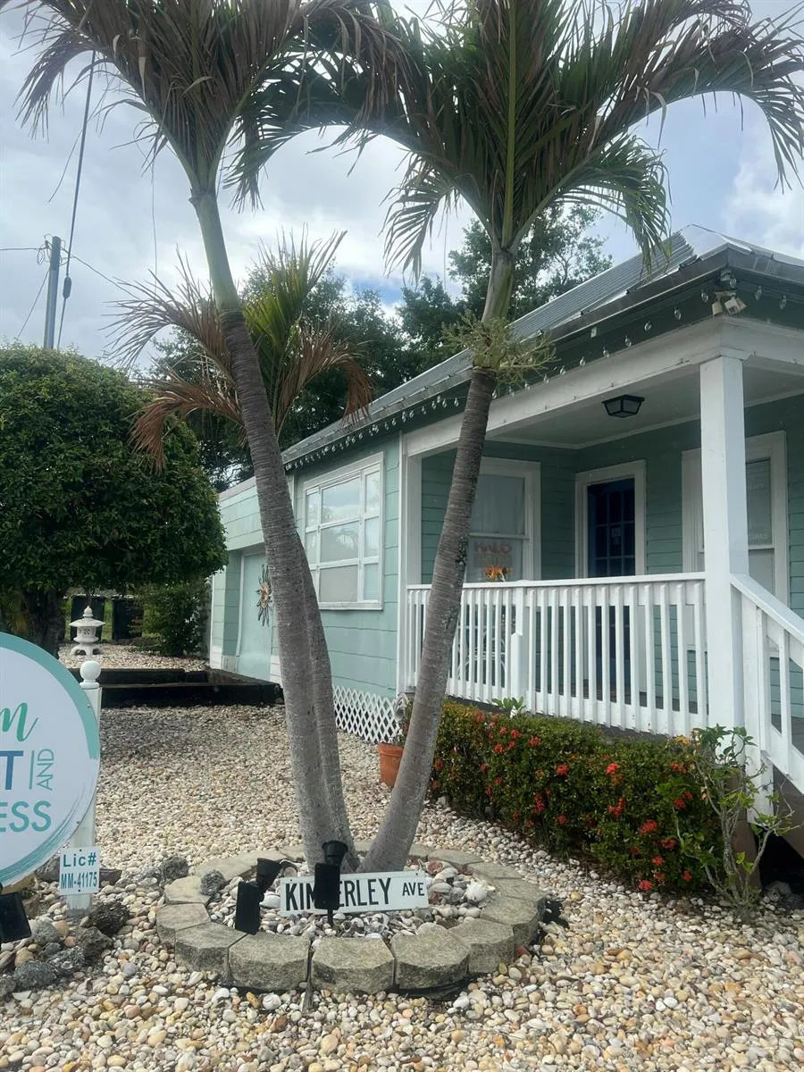 208 Avenue E Fort Pierce, FL 34950