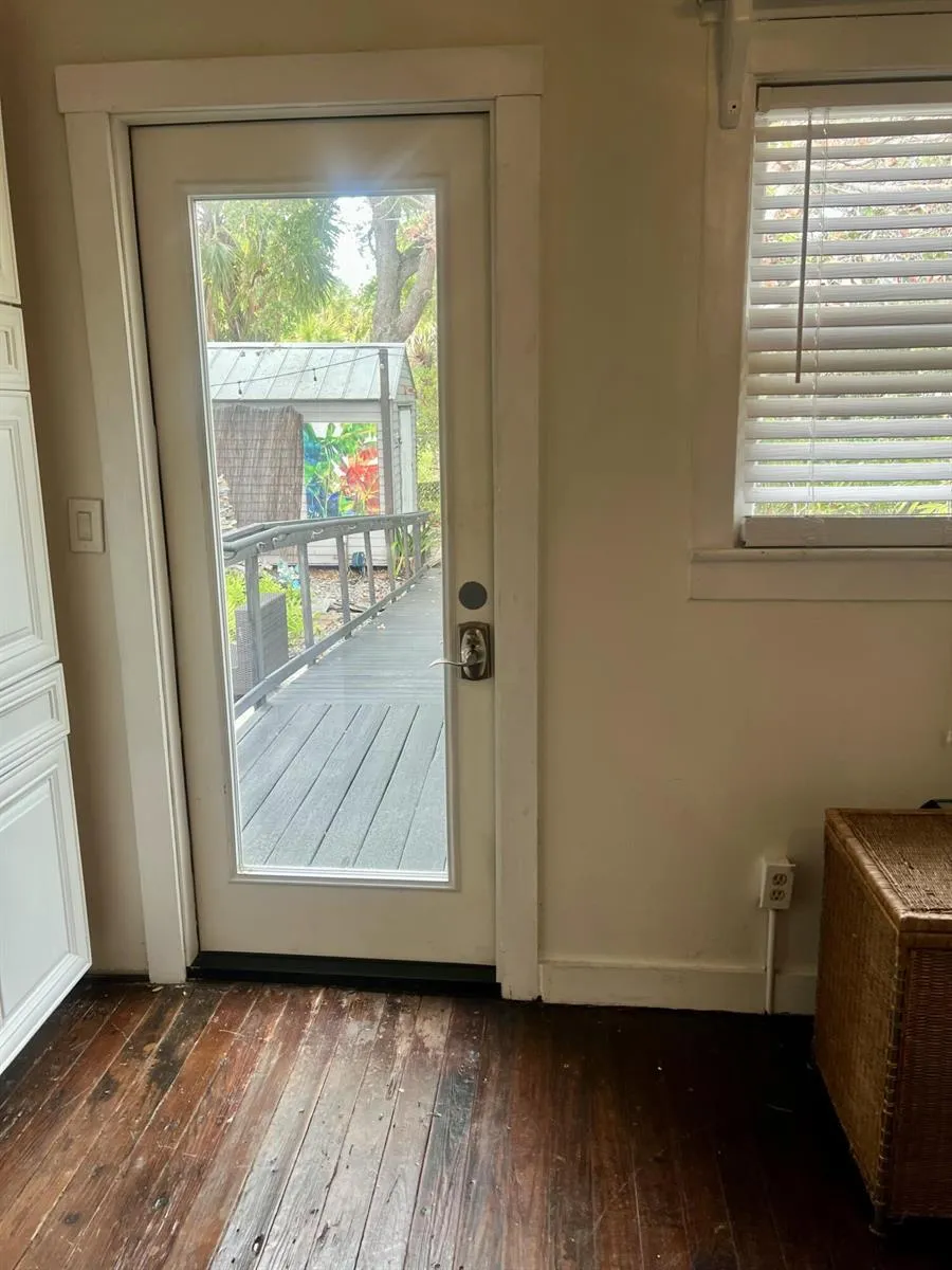208 Avenue E Fort Pierce, FL 34950