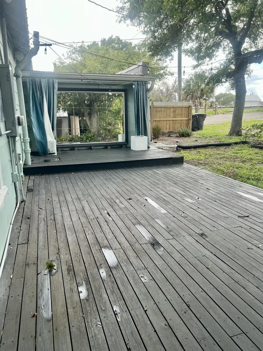 208 Avenue E Fort Pierce, FL 34950
