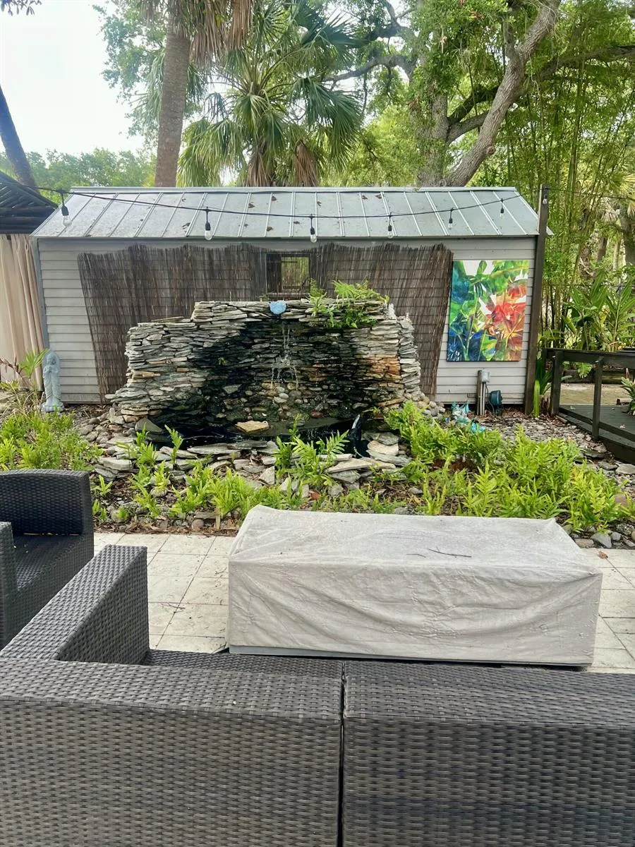 208 Avenue E Fort Pierce, FL 34950