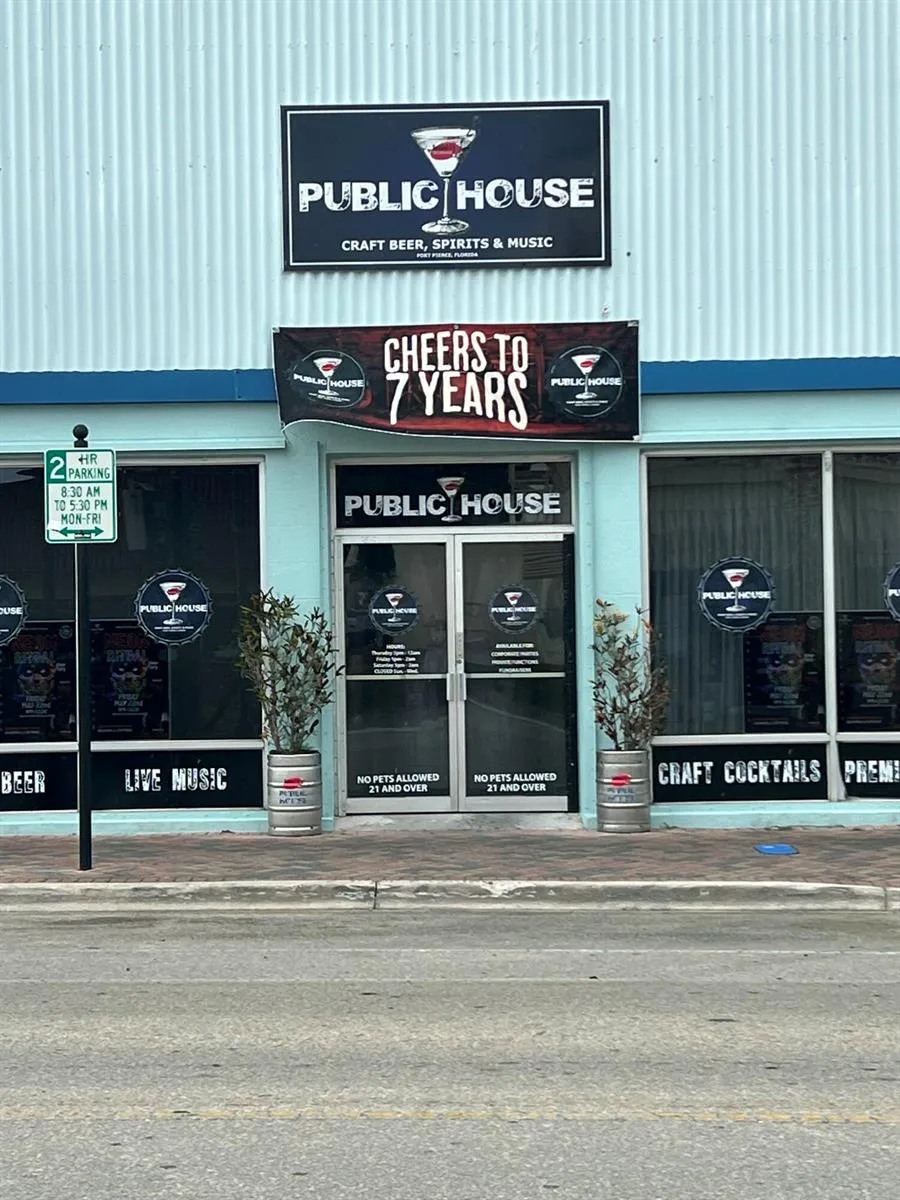 208 Avenue E Fort Pierce, FL 34950