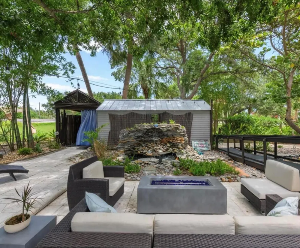 208 Avenue E Fort Pierce, FL 34950