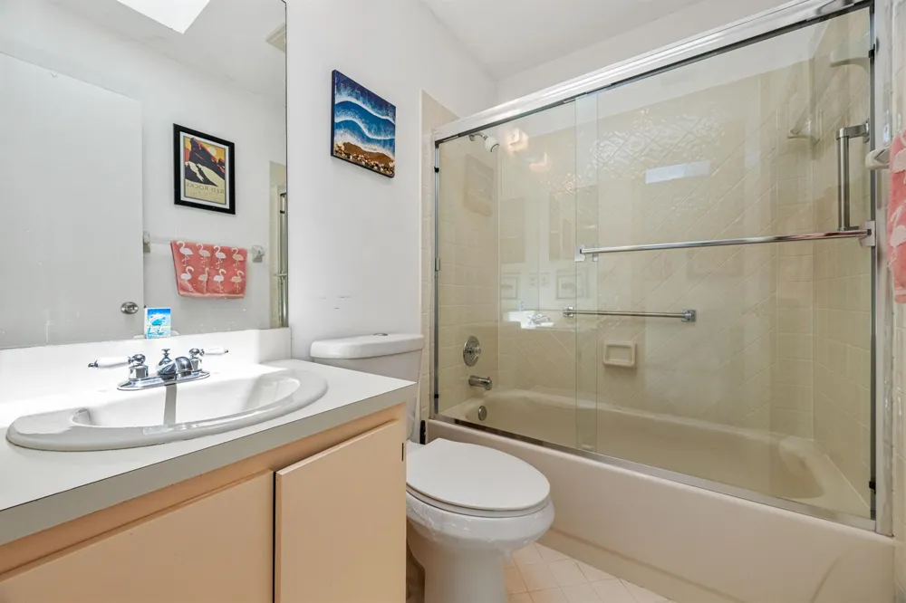 22 Ridge Pointe Drive #C Boynton Beach, FL 33435