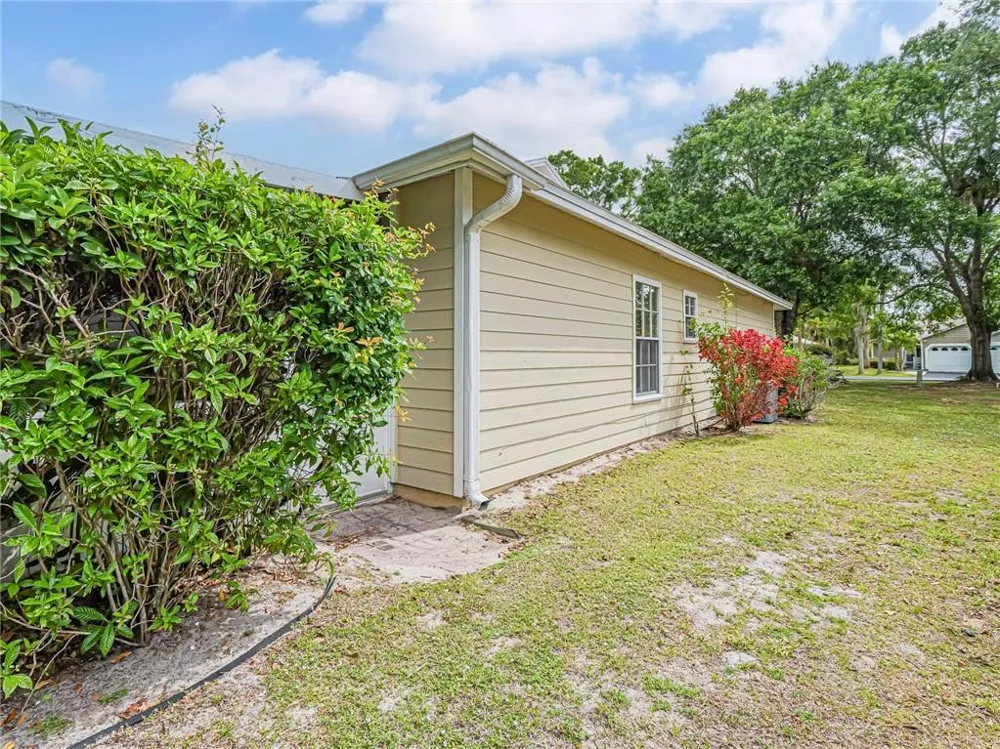 1875 Sixty Oaks Lane Vero Beach, FL 32966