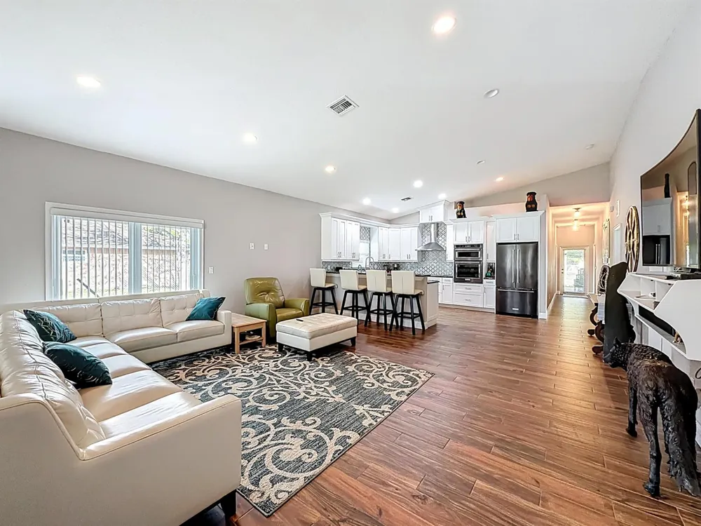 2643 Kentucky Street West Palm Beach, FL 33406