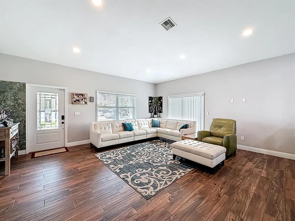 2643 Kentucky Street West Palm Beach, FL 33406