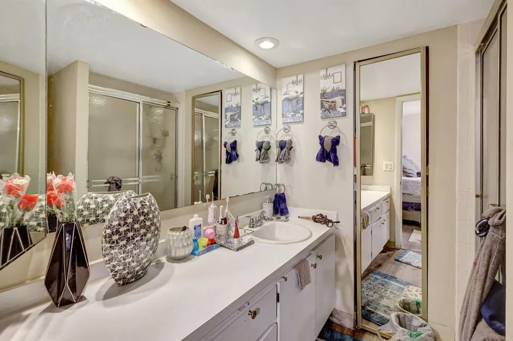 5852 SE Riverboat Drive #321 Stuart, FL 34997
