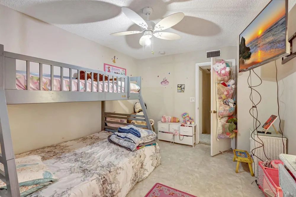 5852 SE Riverboat Drive #321 Stuart, FL 34997