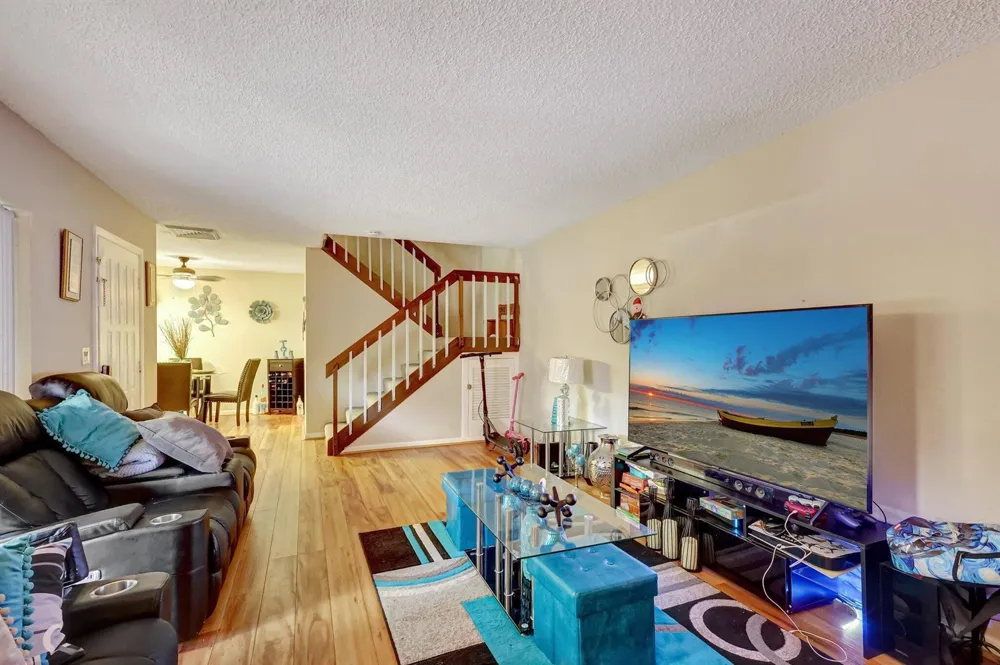 5852 SE Riverboat Drive #321 Stuart, FL 34997