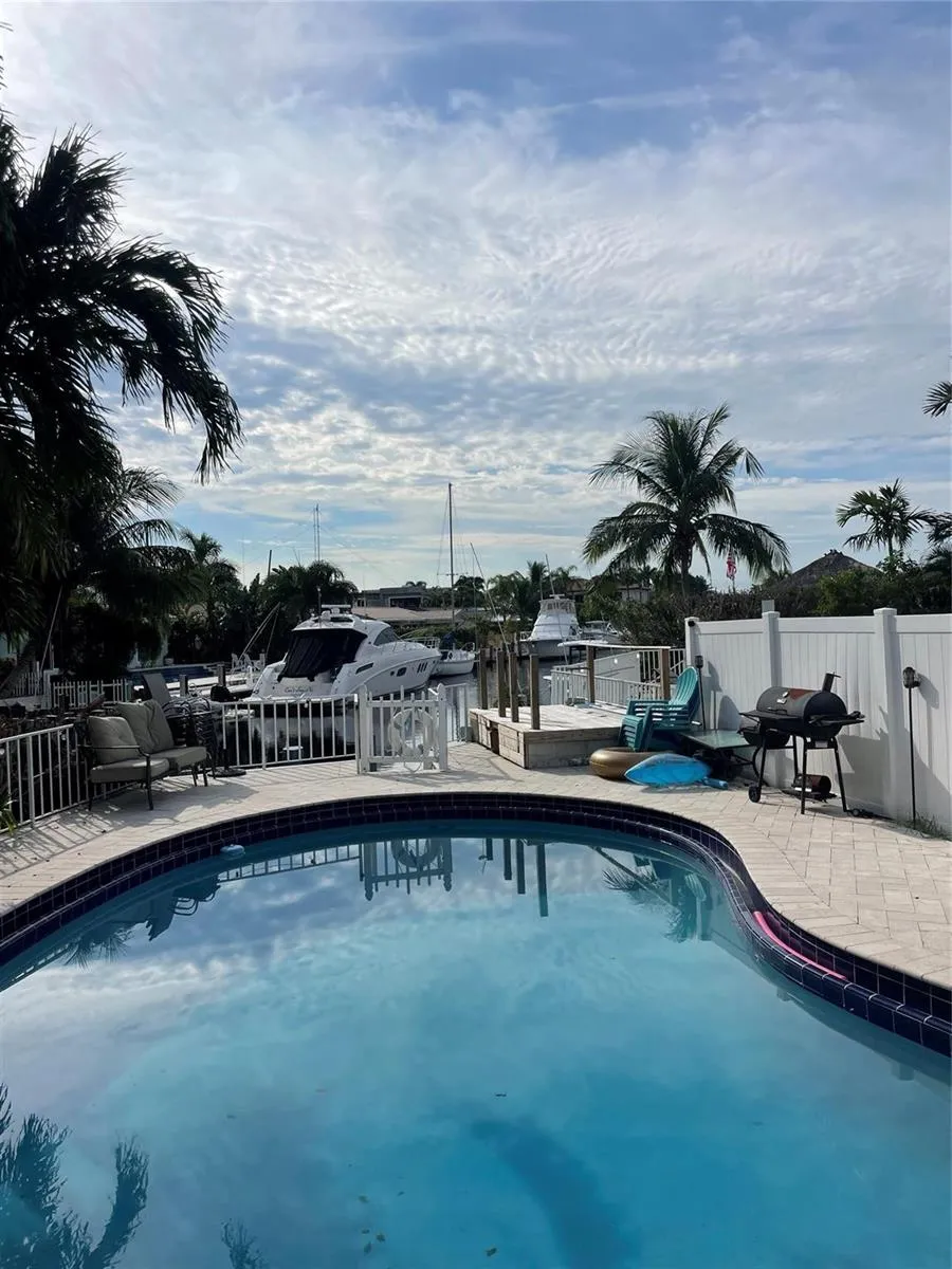 2708 NE 14th Street Causeway #2 Pompano Beach, FL 33062