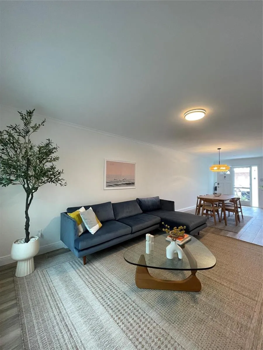 2708 NE 14th Street Causeway #2 Pompano Beach, FL 33062