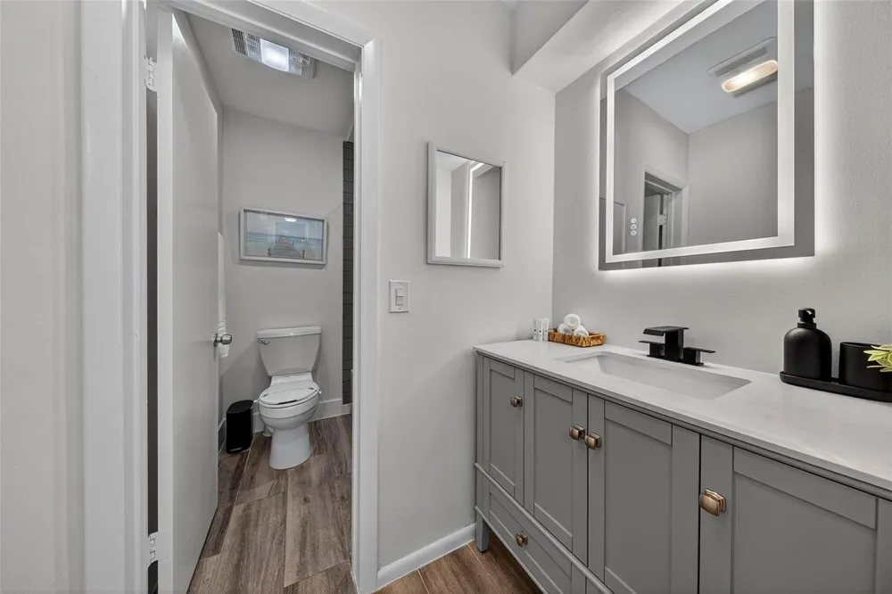 2708 NE 14th Street Causeway #2 Pompano Beach, FL 33062