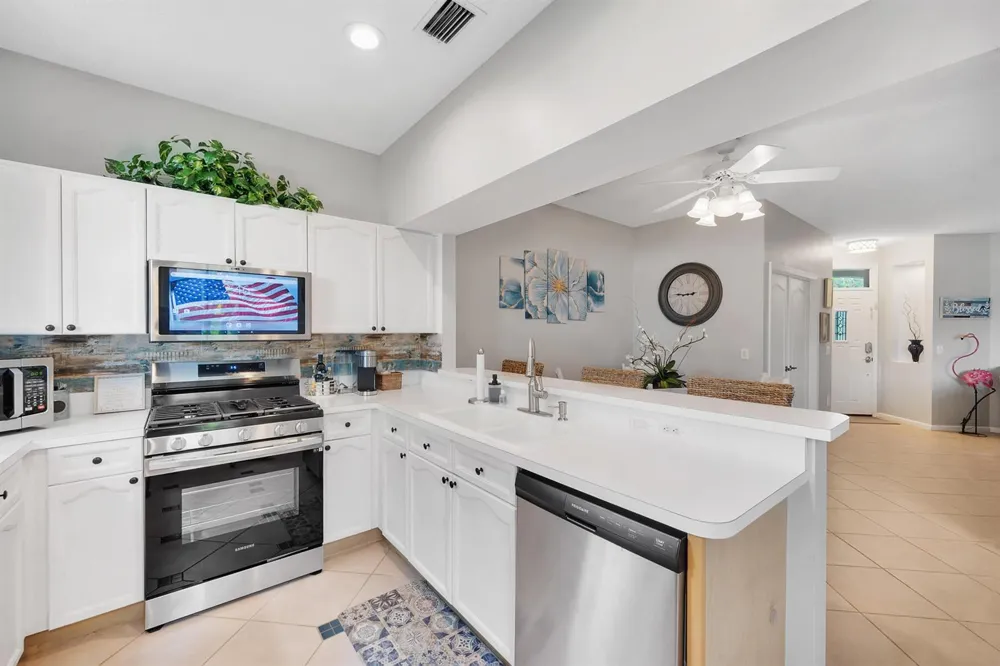 8193 Sandpiper Way West Palm Beach, FL 33412
