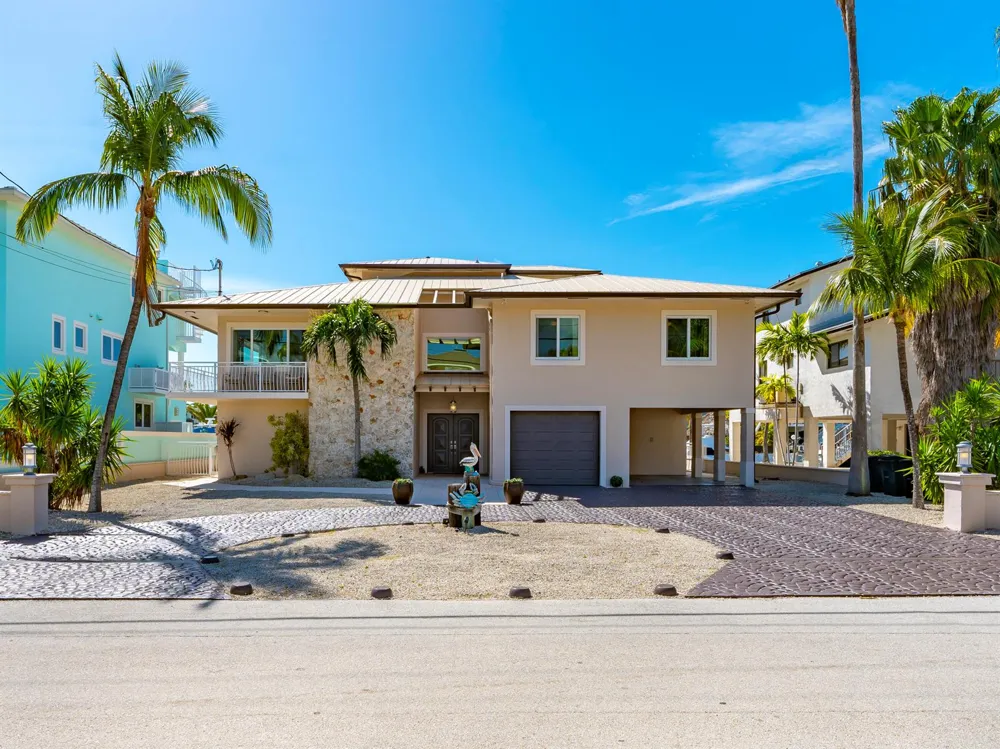 397 Laguna Avenue Key Largo, FL 33037