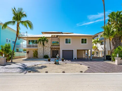 397 Laguna Avenue