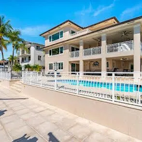 397 Laguna Avenue Key Largo, FL 33037