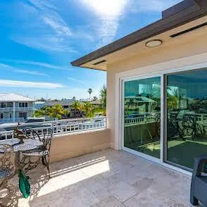 397 Laguna Avenue Key Largo, FL 33037