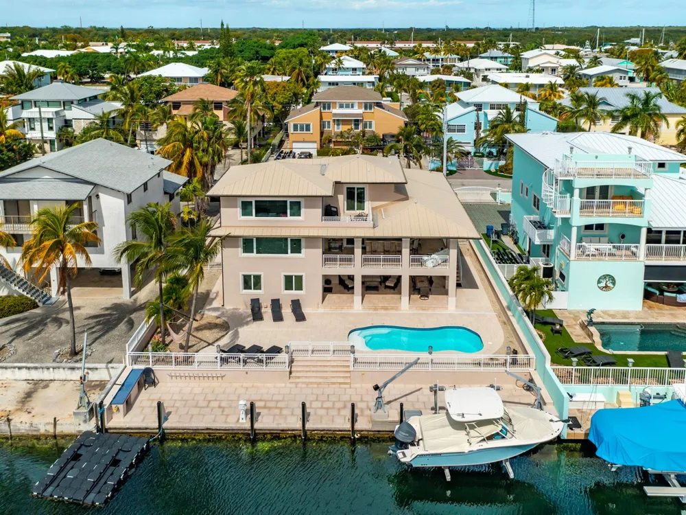 397 Laguna Avenue Key Largo, FL 33037