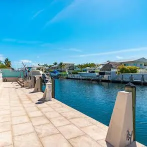 397 Laguna Avenue Key Largo, FL 33037