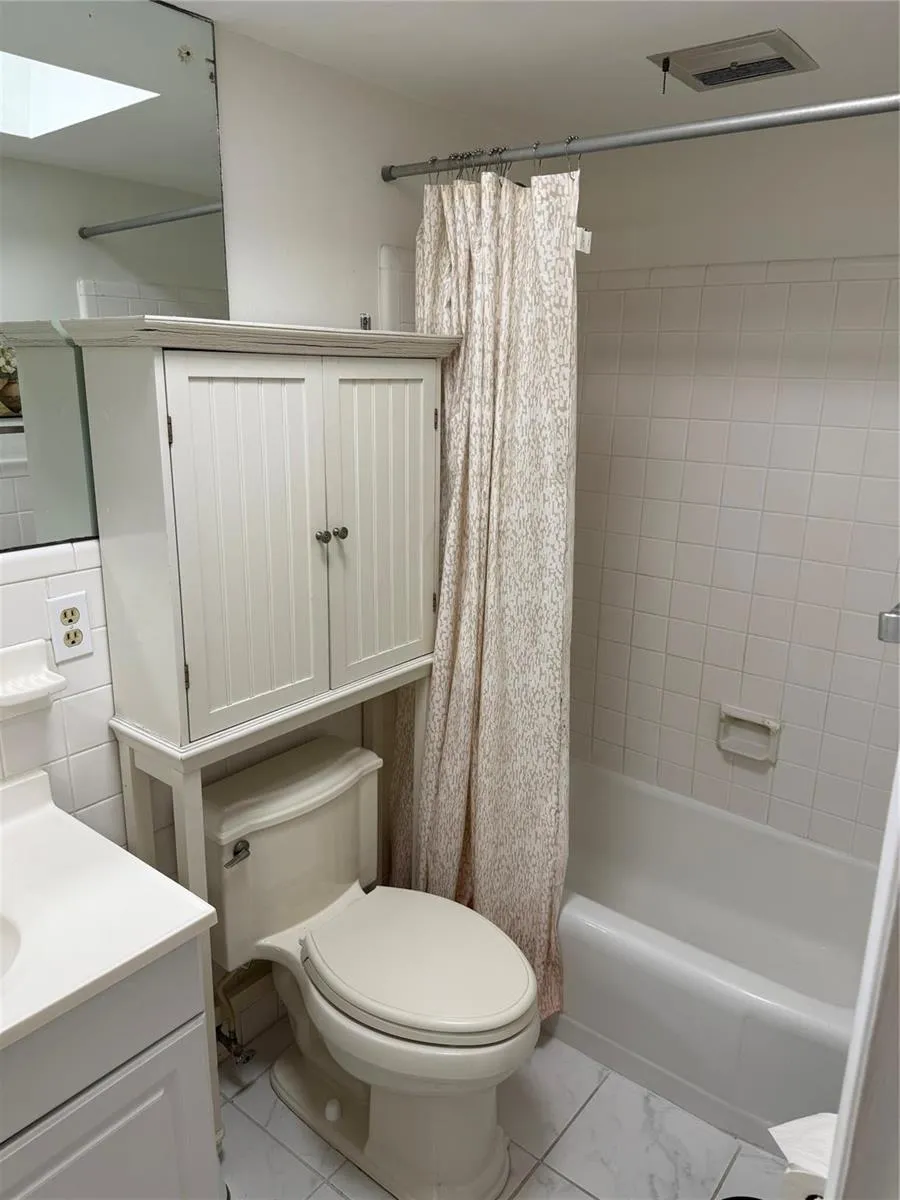 2841 NE 32nd Street #2 Fort Lauderdale, FL 33306