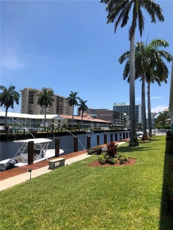2841 NE 32nd Street #2 Fort Lauderdale, FL 33306