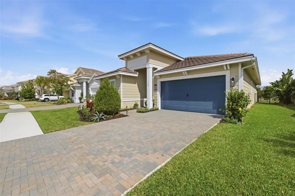 1342 Harvester Crossing Loxahatchee, FL 33470