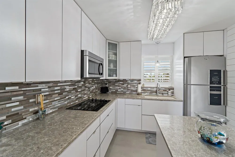 100 Waterway Road #E305 Tequesta, FL 33469