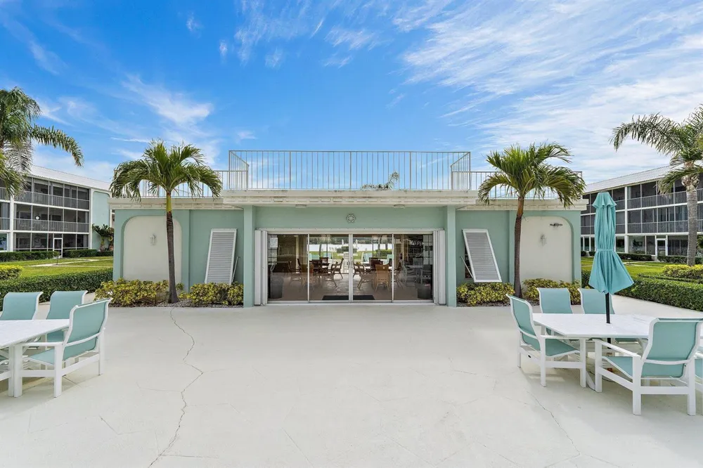 100 Waterway Road #E305 Tequesta, FL 33469