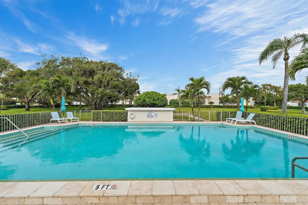 100 Waterway Road #E305 Tequesta, FL 33469