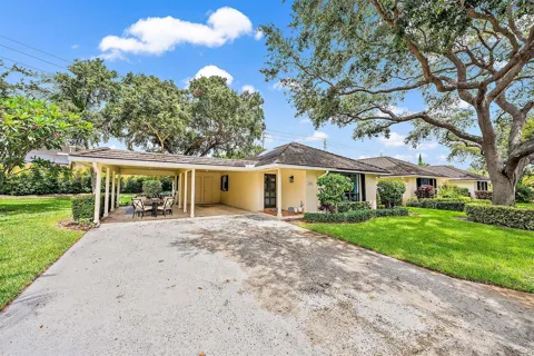11325 Twelve Oaks Way