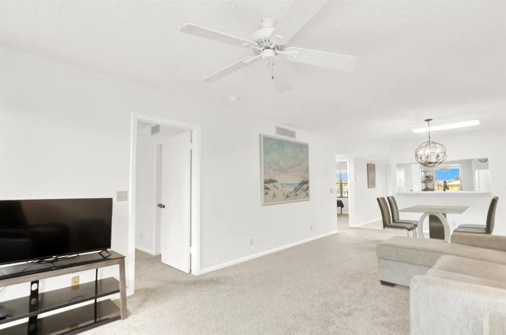 115 Bamboo Road #205 Palm Beach Shores, FL 33404