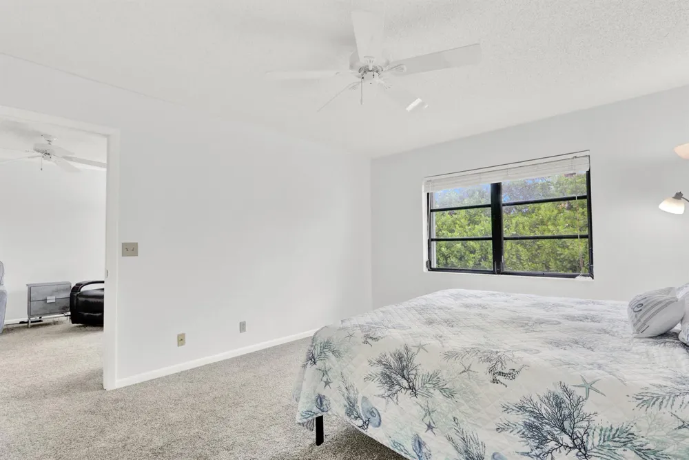 115 Bamboo Road #205 Palm Beach Shores, FL 33404